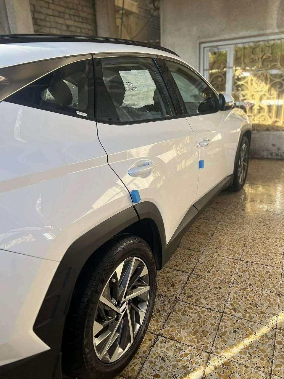 السلام عليكم
توكسان خليجي موديل 2023 
فول مواصفات عدى البانوراما
بيها بارد بخشم الجاملغ الايمن وشبر بالصندوكً 
مكان السيارة بغداد العبيدي
السعر 205 
***********
***********
