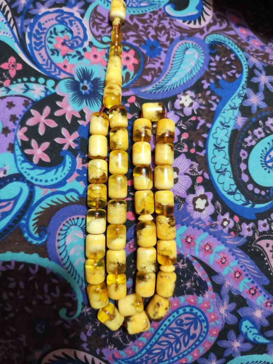 كهرب كنكرادي مسال كهرب بدون إضافات مسباح قديم من الخامات القديمه 2019 نزلت والمسباح غلف من النوادر وزن 65 غم عدد الخرز 35 خرزه وحده احتياط يم الشاهد اضافيه سعر الغرام 4500 دينار سعر المسباح 295 الف عراقي ***********
