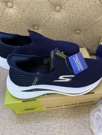 حذاء طبي • ميموري فوم • مقاس ٤٢/٤١