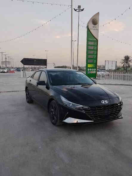 السلام عليكم
للبيع هيونداي النترا 2023 فول ماعدا جلد وفتحة  
مواصفات /
 بصمة تشغيل وابواب ، تشغيل عن بعد 
2023 HYUNDAI ELANTRA, SEL
2.0L, 4 cyl., 147HP
وارد أمريكي ،ثلاث وضعيات قيادة ،شحن لاسلكي
 محرك 2000 دوش ، بصمة تشغيل ، بصمة أبواب ،  اوتو هولد ، نافكيشن ، رادارات خلفية ،رادار امامي ، نقطة عمياء بالمراية ، مثبت سرعة ، نظام تجنب الحوادث مع تحذيرات النقطة العمياء وتحذيرات مغادرة المسار ، كامرة خلفية دواره ، الحادث كما موضح بل الصور ماشية تقريبا 39 الف 
 
اللوحات فحص مؤقت بغداد/بدون رقم
4 قطع صبغ على كدهم 

السعر 132 ورقة 
العنوان بغداد/الرصافه
رقم الهاتف *********** بغداد
