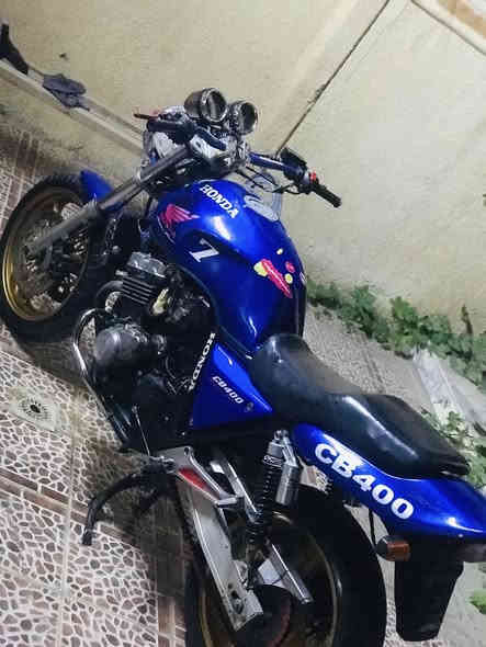 سلام عليكم دراجه سيبي فور 400 نضافه كدامكم دراجه مبدل بس رنكات
كلشي شغال كهربائيات كابريتر شرط مملعوب بي 
تخم تاير جديد
دراجه نقص جاملغ امامي كسر بي
اوراق كامله السعر مليون1650وبيه مجال
العنوان تكريت قرب المحافظه
***********
اتصال
