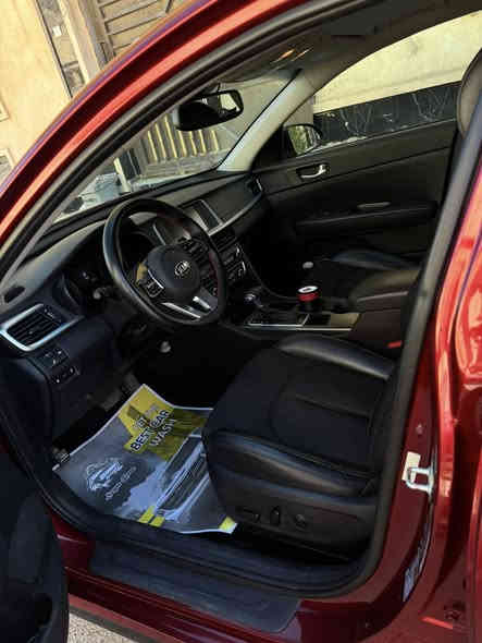 للبيع فقط 
كيا أوبتما موديل ٢٠١٩ وارد أمريكي 
فئة s 
السيارة عليها إدامة كاملة من بلكات اصلية جدد وباتري جديد وتايرات جدد 
المواصفات ال s معروفة 
والسيارة بصمة بلادي ودخول ذكي 
الحادث خفيف خلفي بدون ايرباك 
رقم أربيل باسم الشركة 
السيارة ماشية ٥٥ الف فقط 
على وضع الشركة بدون نقص 
تفاصيل اكثر ***********
مكاني بغداد او الفلوجة
السعر ١٤٥
