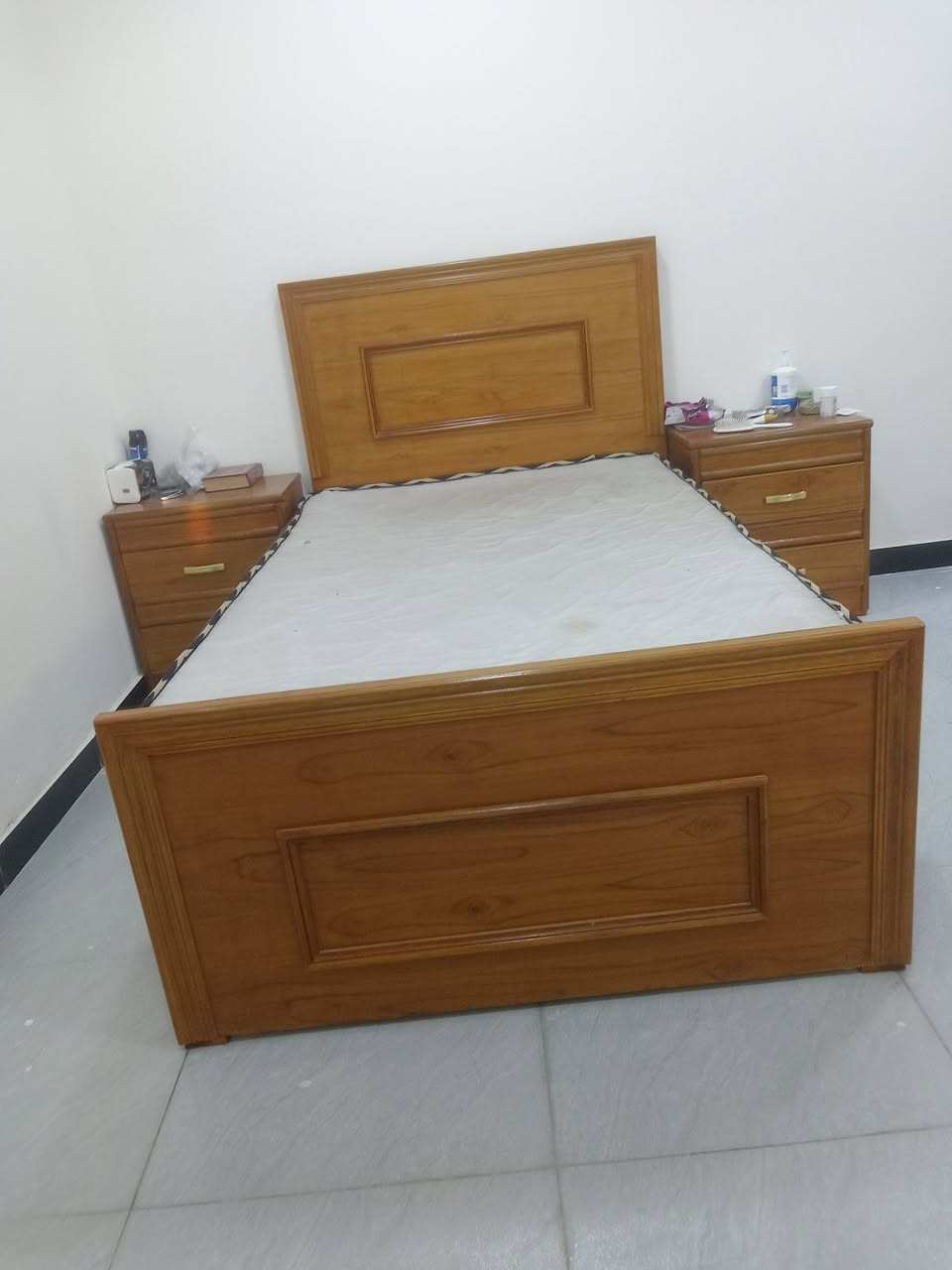 السلام عليكم 
غرفه صاج عراقي نظيفه بدون أي ضرر 
مع الدوشك 500 الف 
بغداد الكرخ


**إذا كنت صاحب هذا الإعلان وتريد حذفه لأي سبب، رجاءا أرسل رسالة إلى الدعم الفني**