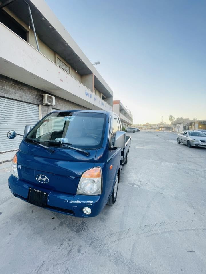 السلام عليكم ✋🏻
هونداي بورتر ربي يبارك ✅

✅الـنوع : هيونداي✔️

✅الفــئة :بورتر✔️

✅اللـون : ازرق 

✅ ماشيه km240

✅سعـة المحـرك :27 تيربو 

✅سـنة الصـنع : 2005

✅الحـالة : مُمتَــٰـازَ  ✅ 

✅محرگ وكمبيو وكرونه  ماشاء الله 

✅العيـوب : لا يوجـدْ بإذنِ الله 💯

✅نـاقل الحـركة : عادي

✅نـوع الوقـود : ديزل 

بصفة عام سياره ربي يبارك عيب لا

المكان :الزاويه ✋🏻

السعر :31000 وقابل النقاش في حد معقول 

_____________________ 

للإستفســار أگـــثر. 

0912751556📞

ربي يبارك في رزق الجميع ❤️


**إذا كنت صاحب هذا الإعلان وتريد حذفه لأي سبب، رجاءا أرسل رسالة إلى الدعم الفني**