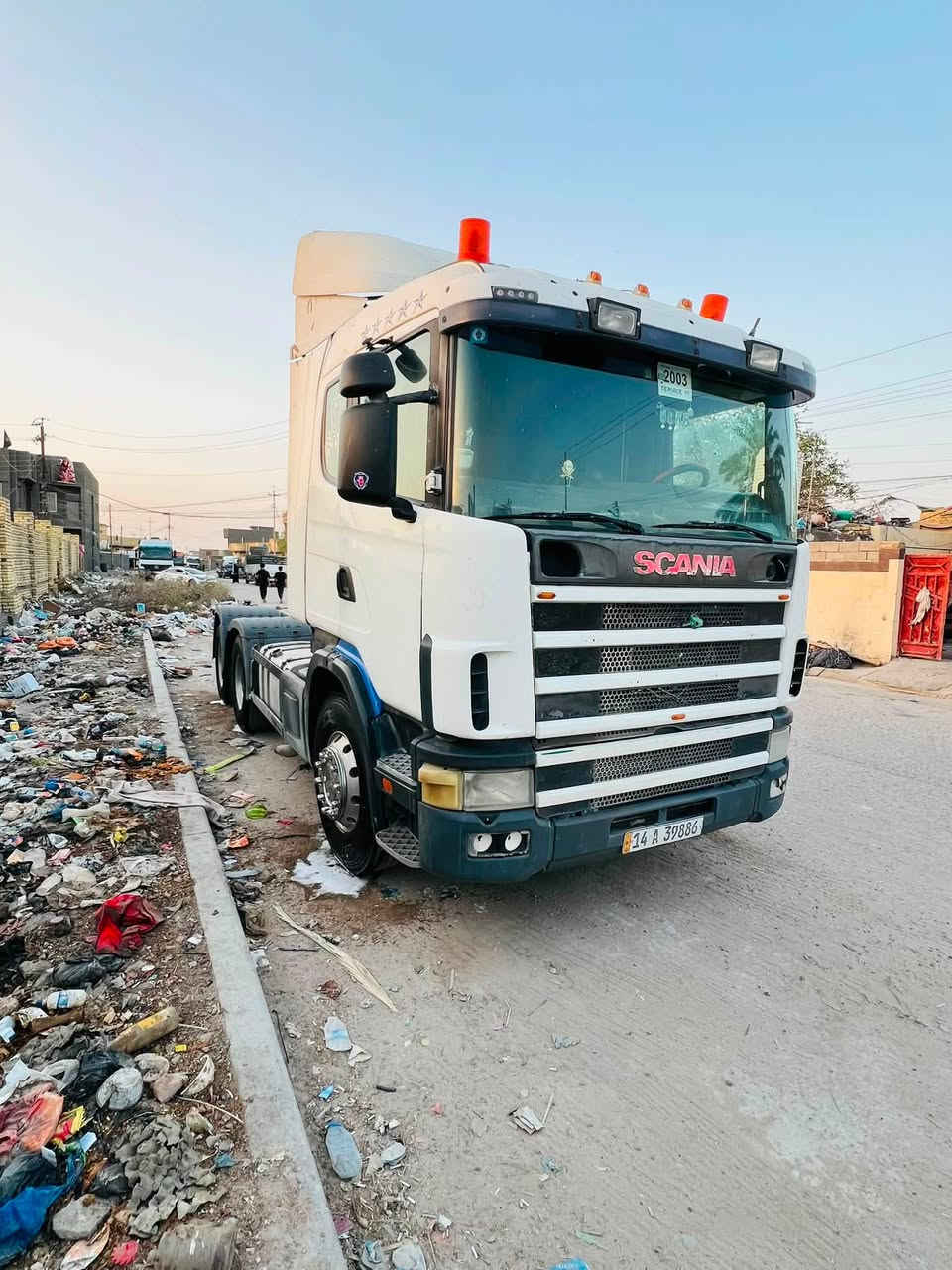 السلام عليكم سياره للبيع موديل 2003 سياره جاهزه لا تبخير ولا تنقيص مكينه 500 انجكتر تخم تاير ويلاه كروم مكفوله كفاله عامه تحويل مباشر سعر 275 قفل🔒المو شراي لا يتصل لاستفسار خاص أو عله هاذ الرقم ***********
