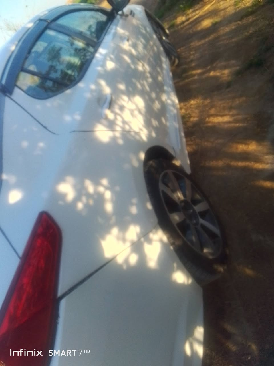 السلام عليكم 

اوبتيما 13 خليجي  بيع او مراوس حسب القناعه 

رادار خلفي 

قطعتين تبريد
 
اشاير مري 

مري شفط 

محرك 2400خطين 

بصمه تشغيل
 
بصمه ابواب

بصمه جنطه 
 
شفتات استيرن 

دواخل لونين 

دك جرس ع 120
بيهة حادث ب الجاملغ الخلفي عكس السايق وباب السايق مبدل 
السعر جداً مناسب
باقي التفاصيل اتصل 
***********
او دز طلب صداقه واراسلك
