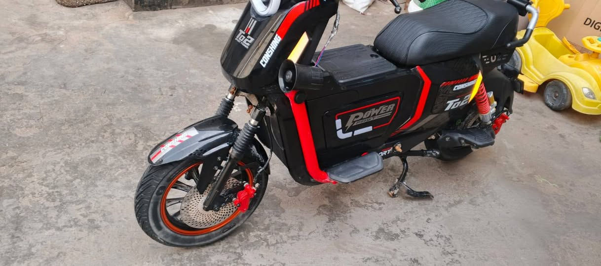 دراجه شحن البيع المكان البصره ابو الخصيب ***********
