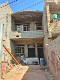 هيكل • مجمع النسور • ١٠٠م