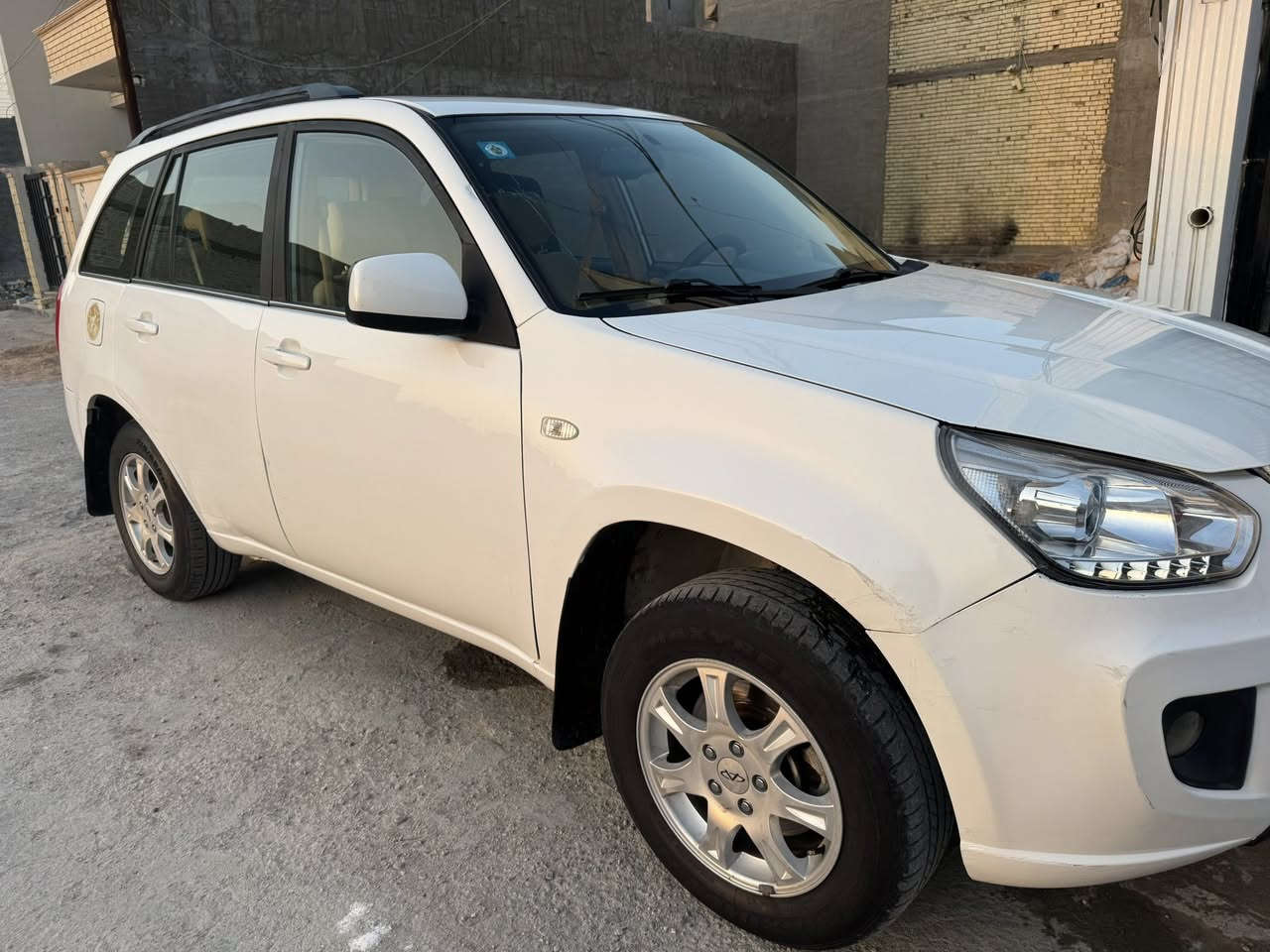 سلام عليكم تيكو 2013 جديده ماشيه 75 سياره كوله بلاديه خياس مابيه جراد مابيه اي شي مابيه بسمي صارت عندي طخه بل باب خلفي اليمنه بكانه بغداد هاتف ***********
