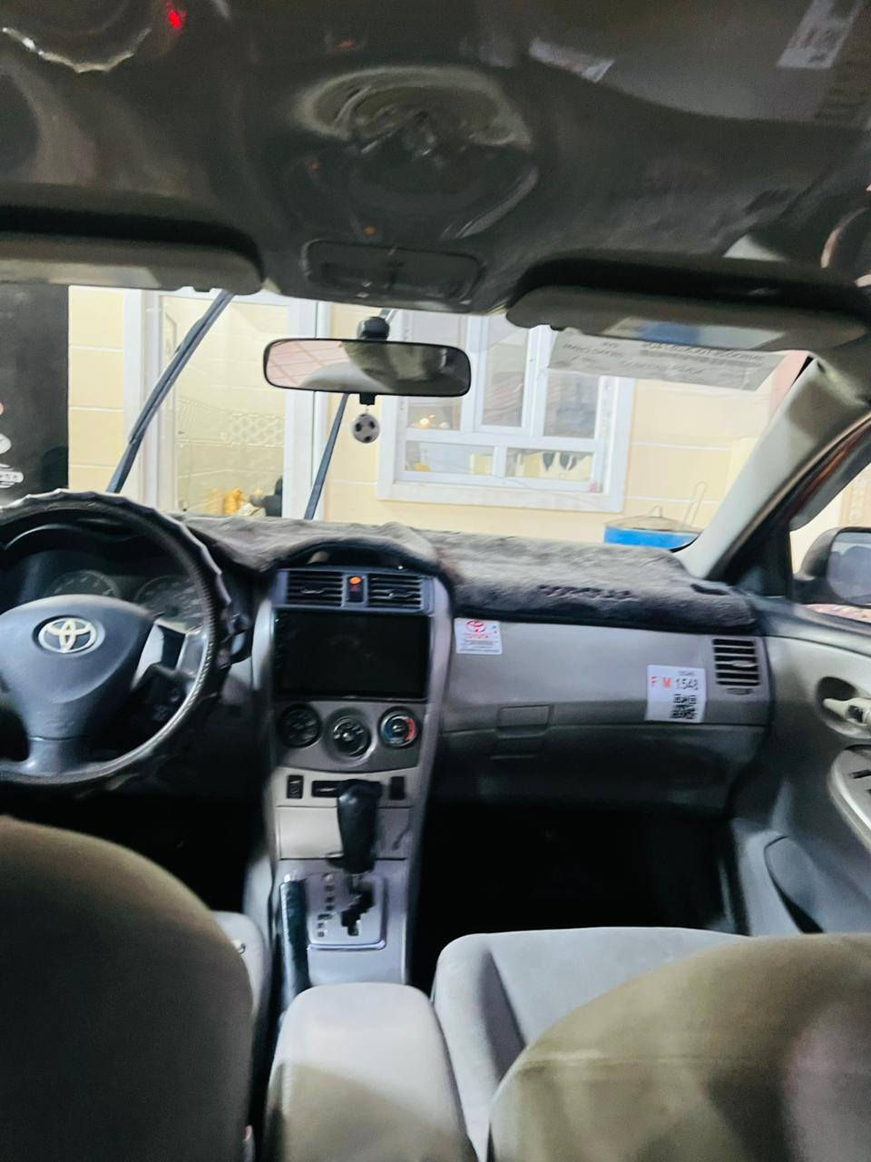 سلام عليكم كورلا موديل 2012 رقم بغداد بسمي تحويل مباشر السيار جازه ضررها جاملق خلفي بدون دواخل السعر 125 وبيه مجال مكان لسيار تكريت / ***********
