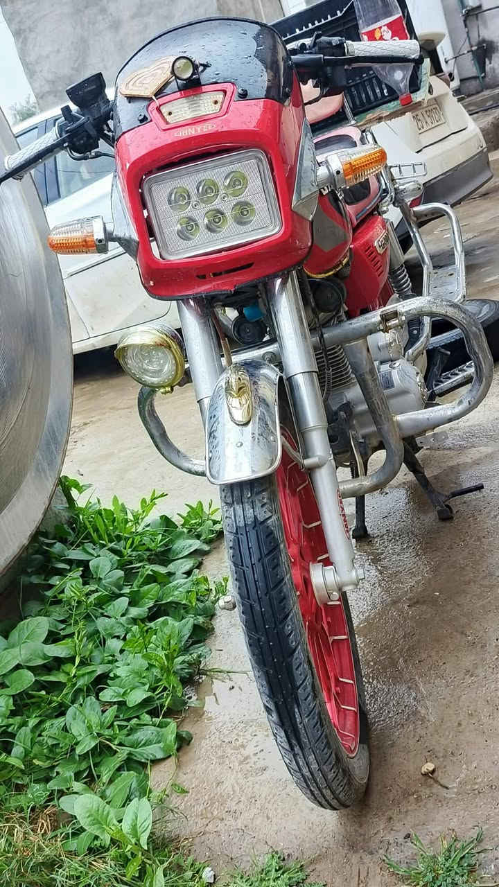 اسلام عليكم ورحمة الله وبركاته 

موطور جني كله ,2024
شغال كامل مكمل 
ما عايزه بس رحمه الله 
تشغيل عن بعد 
كهربائيات كله شغاله 
السعر,800 وبي مجال 
الاتصال ***********
