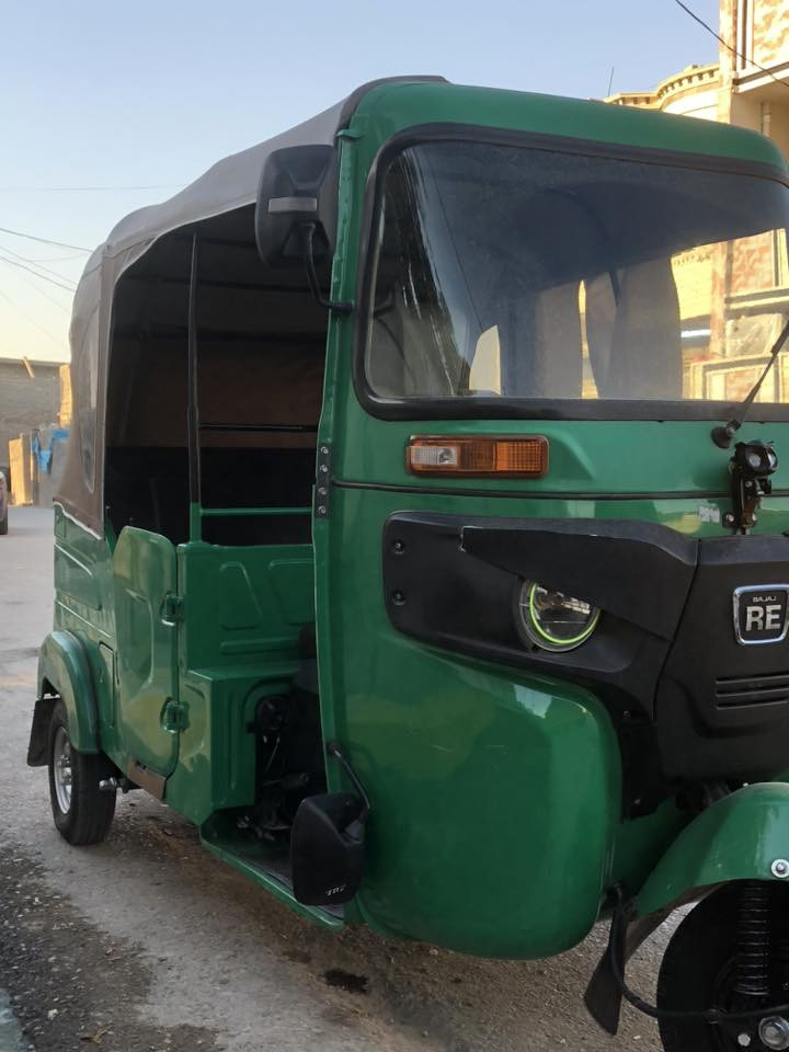 السلام عليكم
تكتك موديل 22 شهر الخامس.
سنوية بأسمي .
تكتك كفاله'  گير' ومكينه' وگشر' 
عنواني مدينة الصدر 
رقمي: ***********
