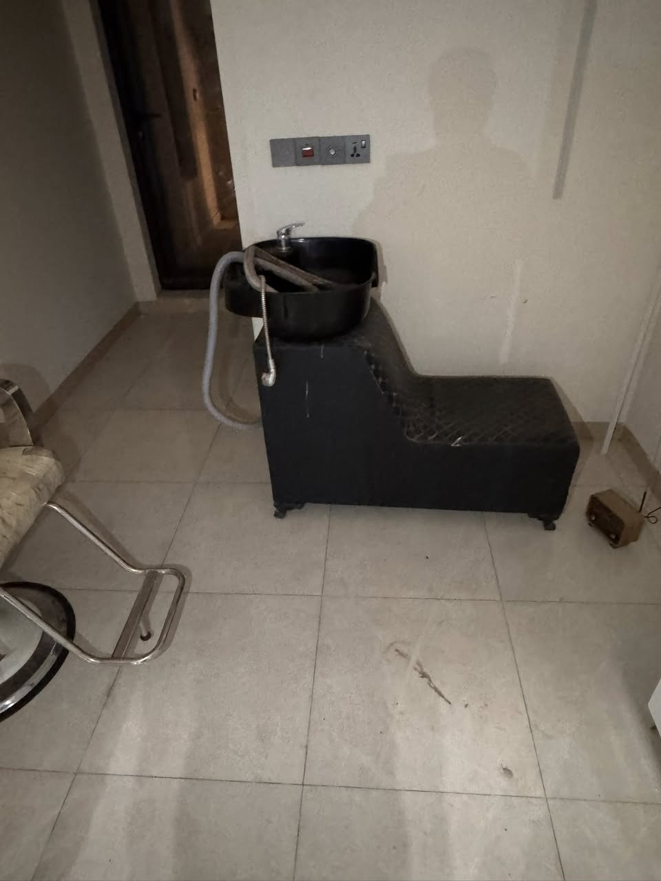 غراض حلاقه للبيع
3ميوزه 3مرايات 3كراسي جدد ملفوفات سلفون جهاز بخار مغسله سعرهن مناسب توصل خاص


**إذا كنت صاحب هذا الإعلان وتريد حذفه لأي سبب، رجاءا أرسل رسالة إلى الدعم الفني**