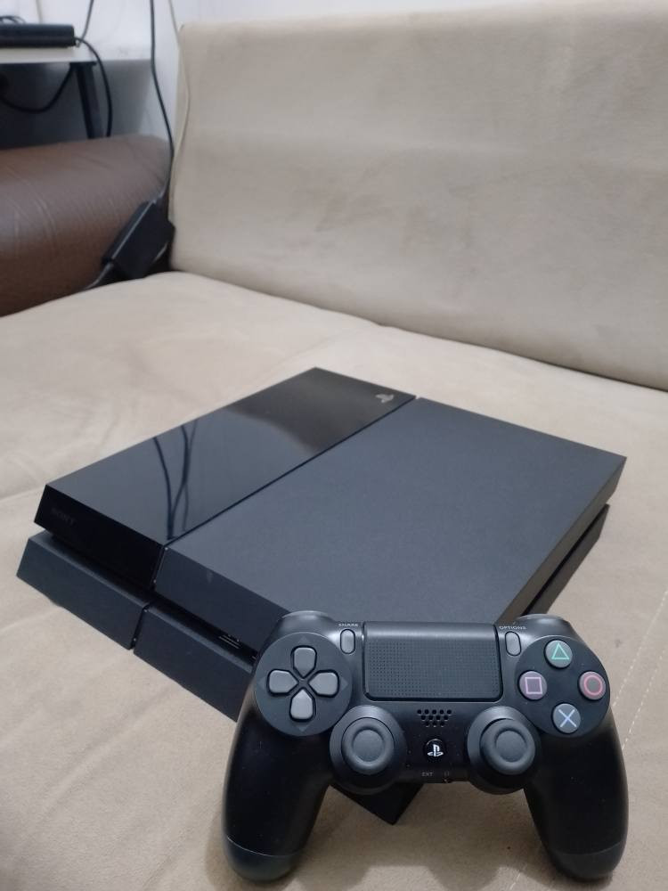 السلام عليكم شباب  بلي 4 فات نظام 11

كامل الملحقات مع الالعاب حسب اختيارك 

بسعر 210 ويتوفر توصيل لكافة المحافظة 5 الف 

لتواصل عبر هاذا الرقم *********** النجف, العراق
