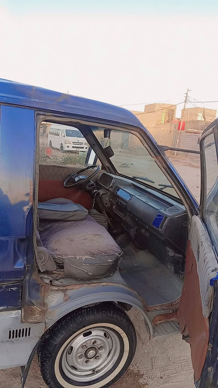 السلام عليكم ورحمة الله وبركاته
كيه لبيع مديل 93 
مكينه وكير واكسن جديد السياره رقم بابل 
السعر 24 وبيها مجال 
رقم ***********
