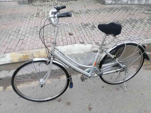 بايسكل للبيع حجم ٢٧ طاقه وكير مال باله بعده جديد رقم الهاتف *********** *********** مكاني فلوجه
