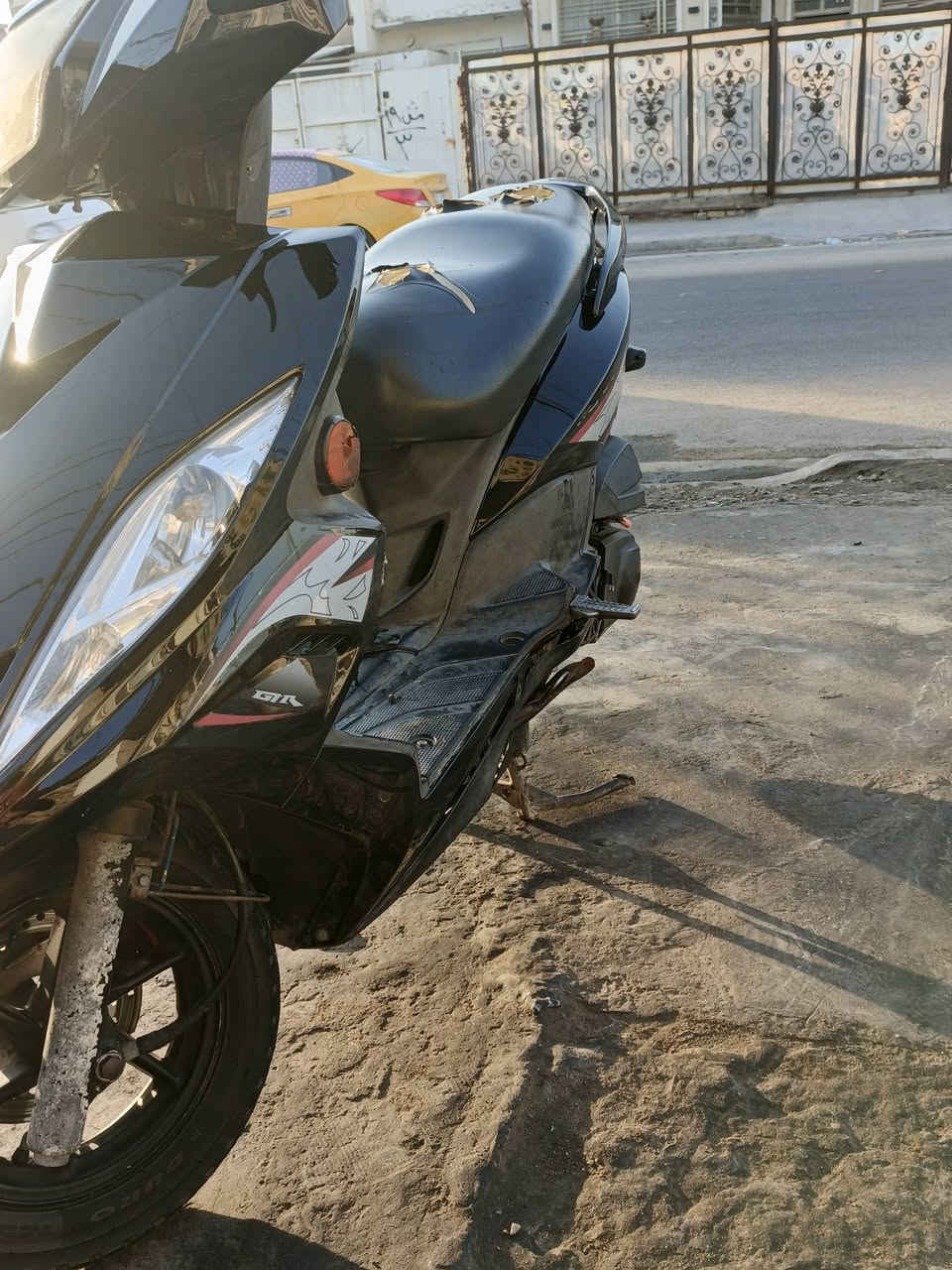 سلام عليكم شباب دراجه جي تي ار مكينه معلكه ولف ابيع عل هل حطه لا تكلي شبيه كهربايات كله شغال فقط يحتاجله تجفيت او مكينه سعر 500 وبيه مجال عنوان بغداد جديده ***********
