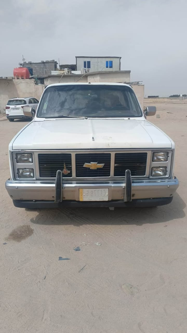 للبيع شفر موديل 1973مكينه 305بدايك بخار كير عادي حداده تخم تاير كهربائيات كلها شغاله رقم بغداد شرط تحويل 
سعر 45 وبيها مجال 
***********
*********** الزبير, البصرة
