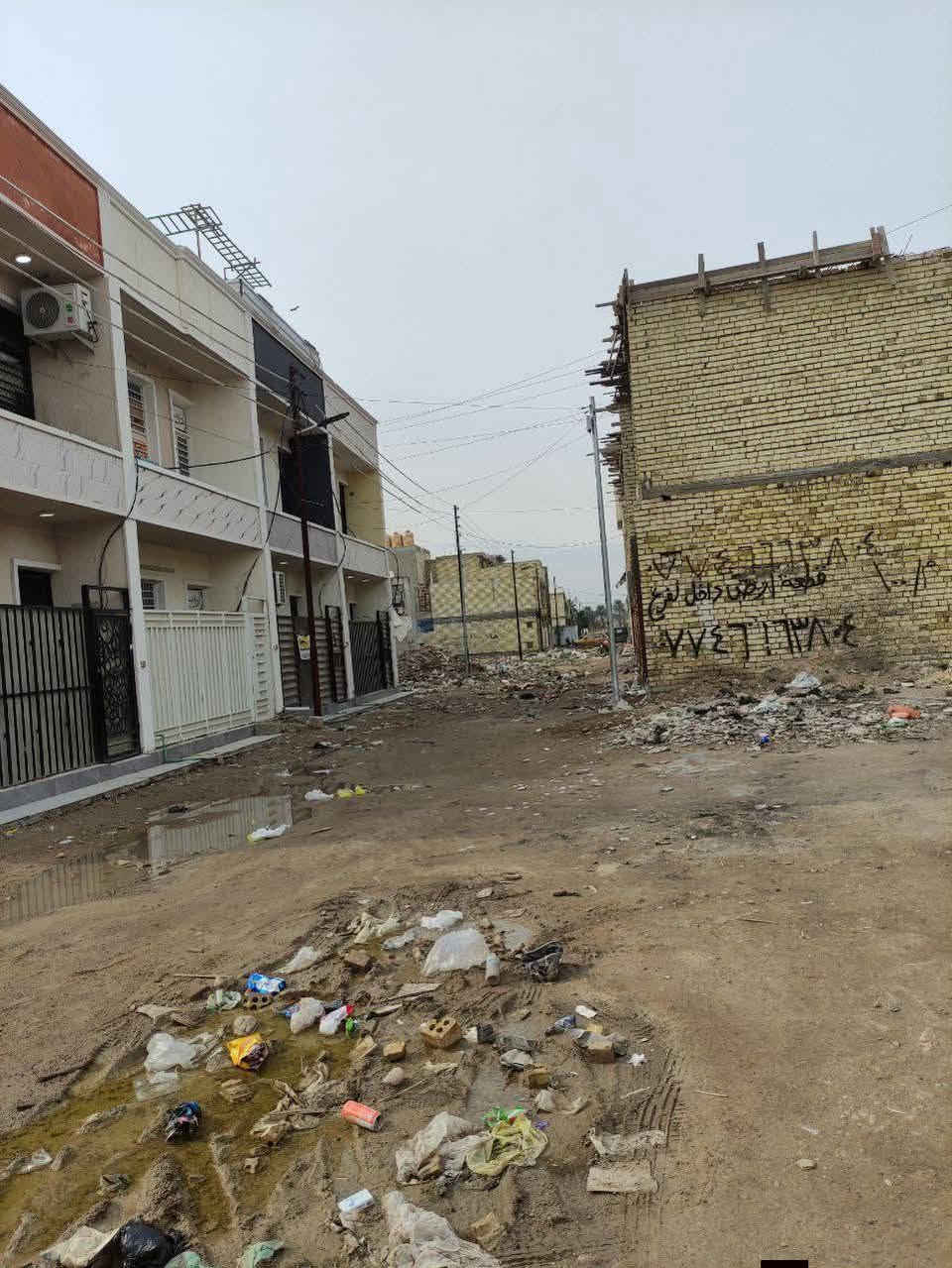 بالقسط
سلام عليكم ورحمه الله وبركاته 

قطعه ارض للبيع في السريدات القديمه بالربع الرابع

مساحه الارض 50متر 

واجهه الارض 5متر

نزال الارض 10متر 

سعر الارض حاضر 10مليون

سعر الارض قسط 13مليون

نوع العقار زراعي سند 25 تحويل باسم المشتري 

خدمات مي وكهرباء ومجاري 

للاتصال 

***********
