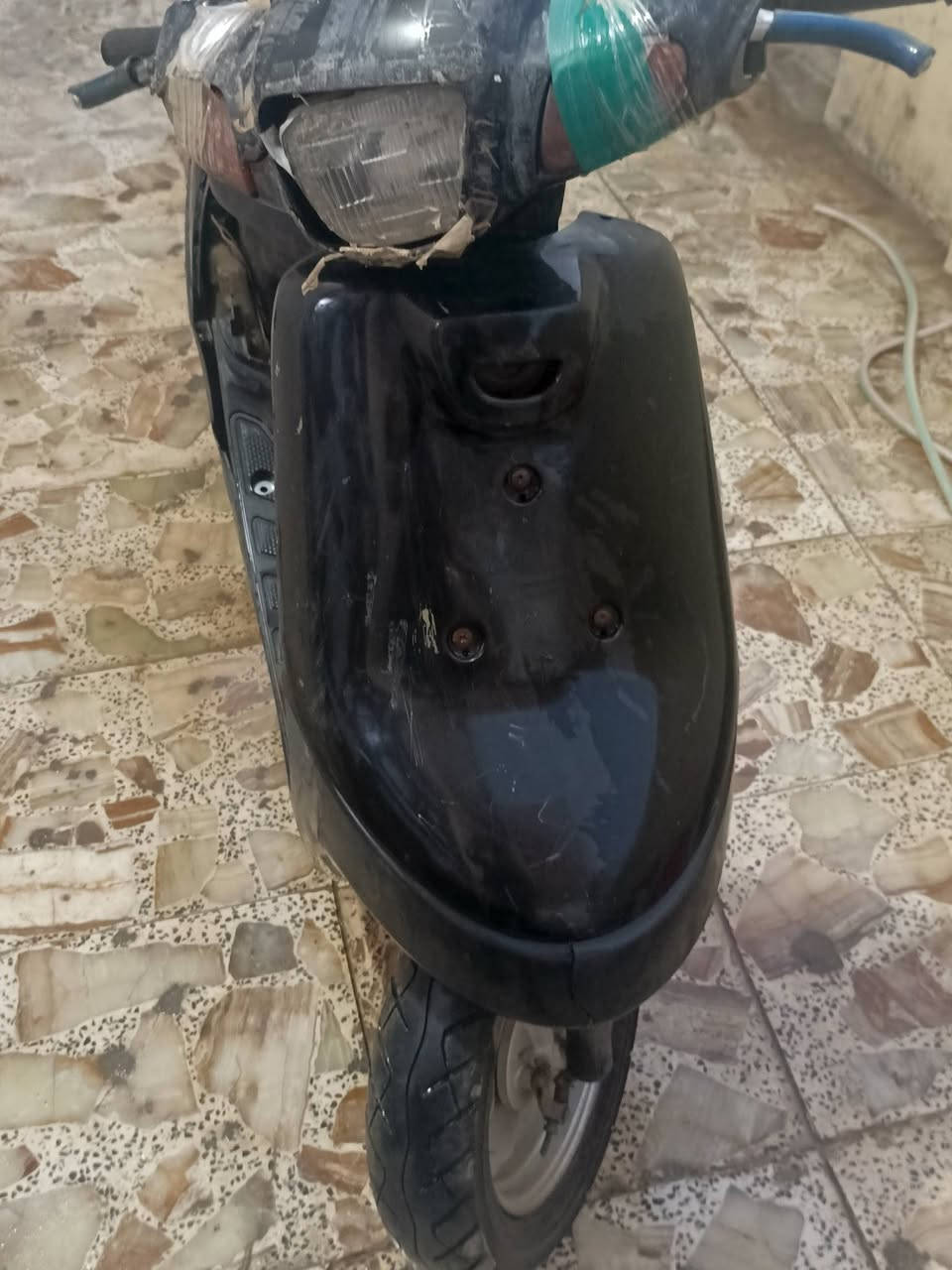 دراجه ياماها 60 كهربائيات كلها شغاله بس الدراجة عطلت وما اعرف شنو عطلها ابيع كوم حديد سعر 75 تواصل ***********
