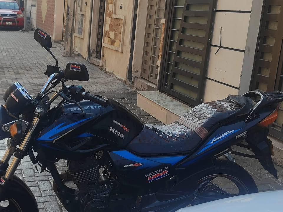 دراجه دايوان لبيع بيهه خيط تبخير 
700وبيهه مجال العنوان بسمايه قريه 10

***********
