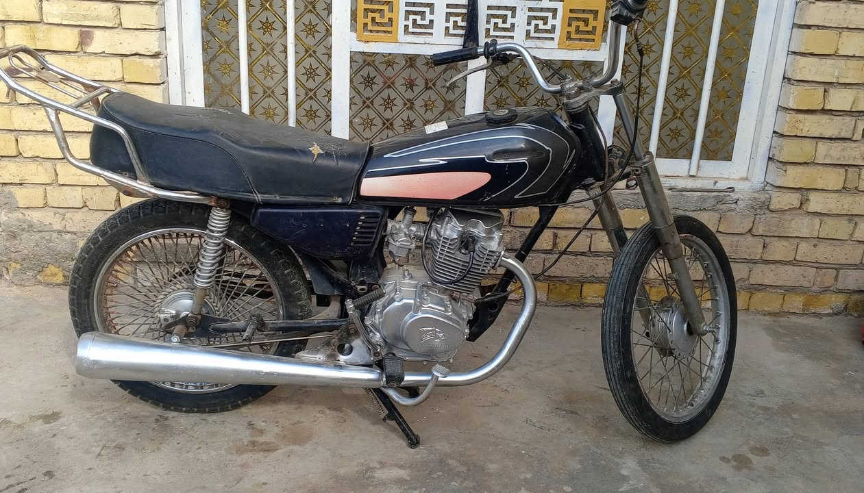 السلام عليكم...دراجه كلك..مكفوله سرقه...250وبيها مجال المكان شطره...***********...متواجد واتساب
