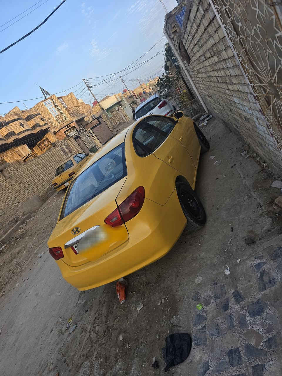 السلام عليكم الانترا مديل ٢٠١٠ وارد أمريكي ضربه  جاملغ امامي فقط مكينه ٢٠٠٠ مكفوله رقم دولي سنويه ٣٠ مصفره  سعره٨٨ اتصال ***********
