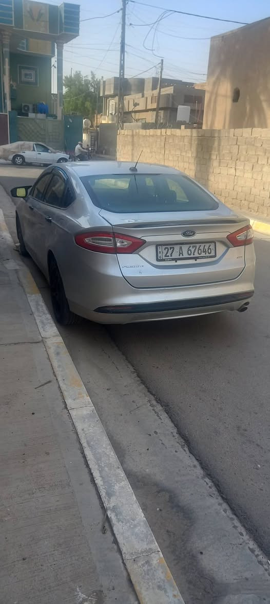 فورد فيوجن ٢٠١٦ ford fusion 2016
موديل ٢٠١٦
محرك ٢٥٠٠ تنفس طبيعي 
سيارتي باسمي تحويل وشرط التحويل 
رقم انكليزي تحويل باي دائرة مرور 
السيارة جاهزة (تبريد محرك كير كهربائيات) 
السعر ٩١ ورقة 
مكاني الفلوجة 
*********** اتصال او وتساب
