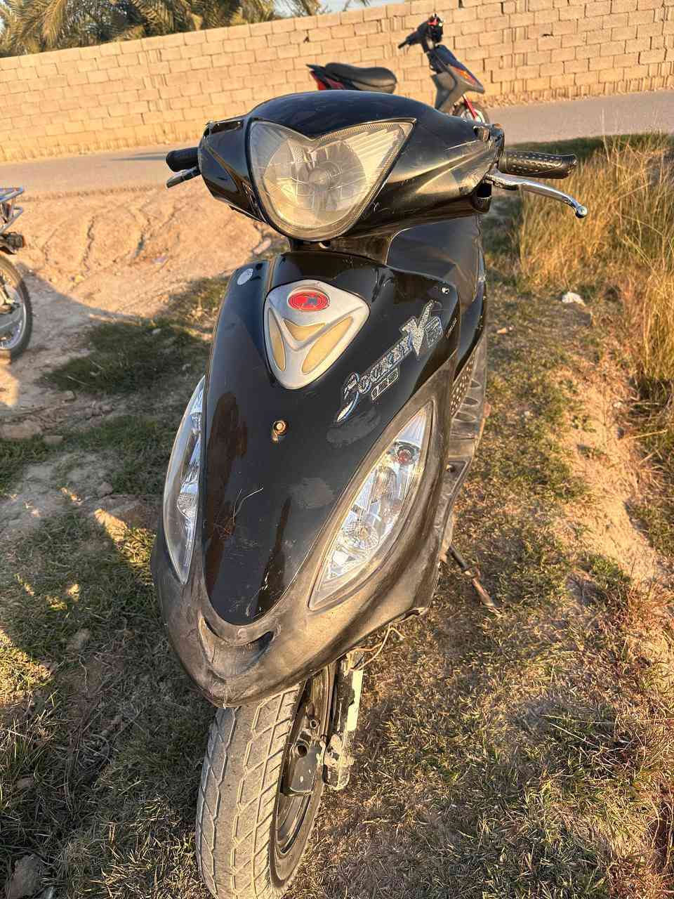 سلام عليكم كامكو للبيع مجفته ما نقصه شي شغاله مكينه ناعمه سعر ٣٥٠ قفل مكان رفاعي ***********
