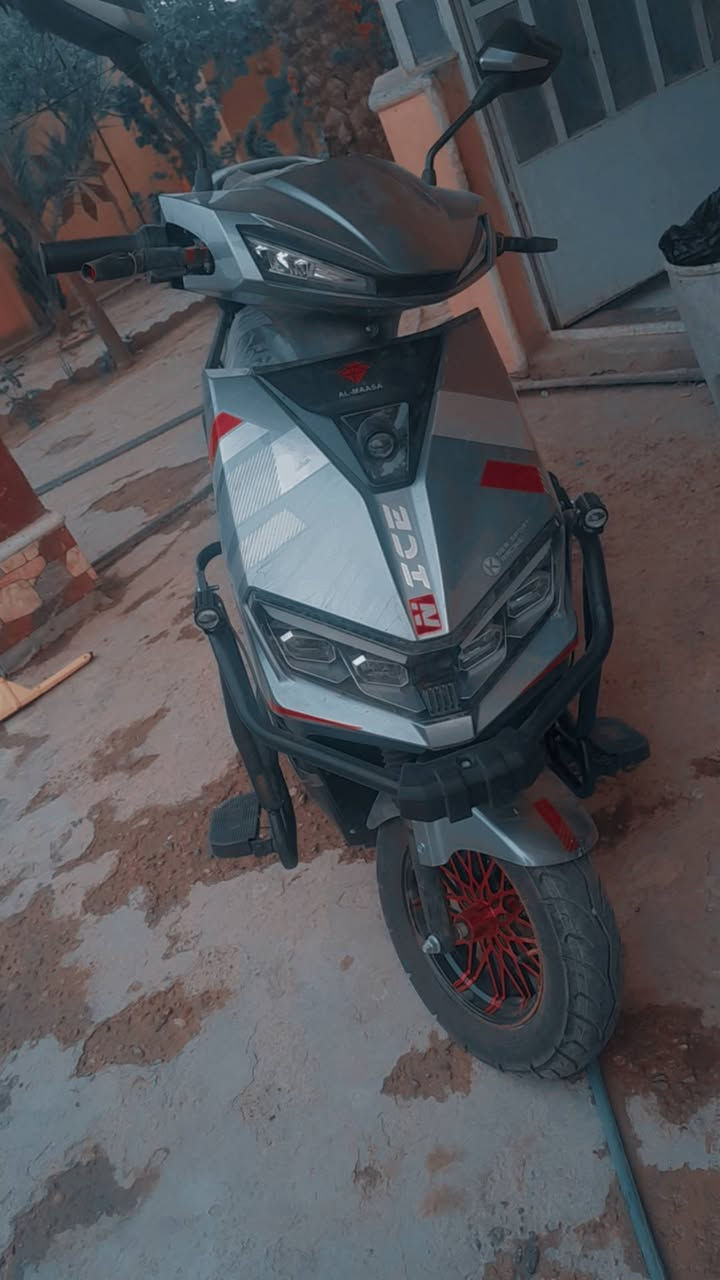 السلام عليكم اخوان دراجه شحن لبيع نظيفه مصارلي شهرين لمن أخذته نظيفه حيل لبيع فقط مكاني ابو غريب ودراجه ويه جادر و خوذه سعره800و بيه مجال


**إذا كنت صاحب هذا الإعلان وتريد حذفه لأي سبب، رجاءا أرسل رسالة إلى الدعم الفني**