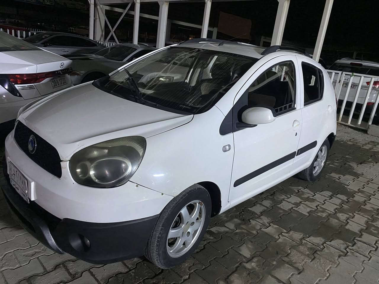 🔴 جيلي باندا كروز موديل 2013 رقم بغداد الماني بأسمي مكاني بالنجف
🟢 كير عادي 
🟢 تبريد شغال 
🟠مال موظف كير ومكينة بلادي ومابيها اي قطعة تبديل فقط طخه بالامام ومصلحه ومابيها نقص

السعر النهائي 45 ورقة

واتساب 
***********
