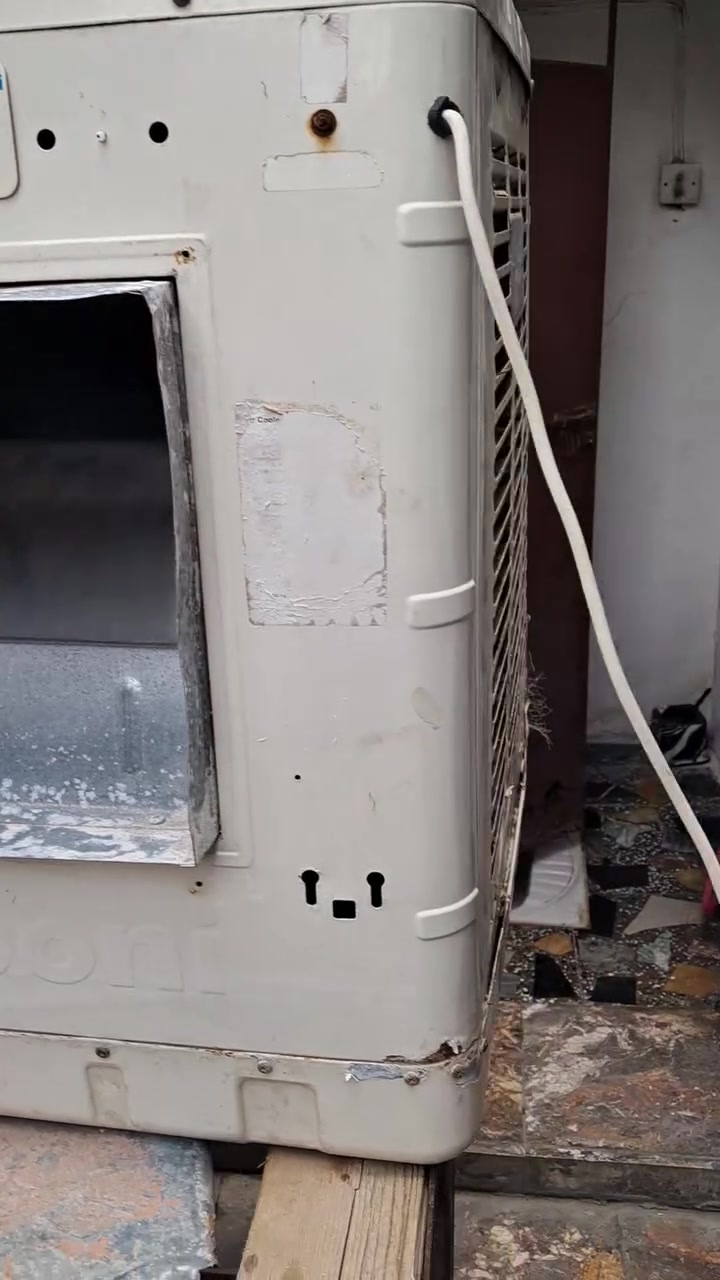 مبراد حجم واحد ونص اصليه سعر ٧٥ موجود توصيل مبرده كامل حتى حلفات جديد كل شغال ما ابي ش سرعه واحده مكاني البياع احي الثراث موجود توصيل كروه


**إذا كنت صاحب هذا الإعلان وتريد حذفه لأي سبب، رجاءا أرسل رسالة إلى الدعم الفني**