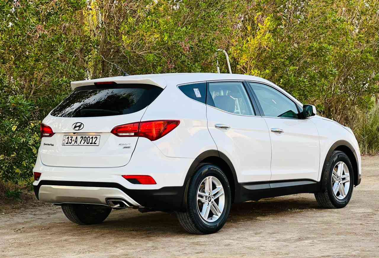 بسم الله الرحمن الرحيم
سنتافيا 2018 للبيع مشروع وطني دولي باسمي تحويل مباشر 
مواصفاتها 
مكينه كير حداديه تبريد كله جديد استخدام شخصي ماشيه 64 
محرك 2400
داخل لونين تبريد قطعتين كاميرا تحكم 3 انظمه قياده ارضيه جلد اضافه الى مواصفات أخرى
حادث خفيف تبديل جاملغ وصبغ طرف البنيد 
السعر 164
للاستفسار 
***********
