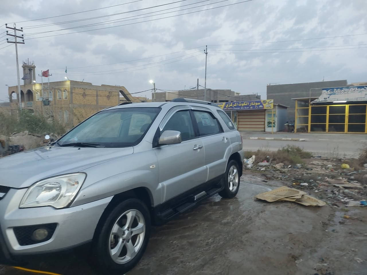 سلام عليكم للبيع كيا سبورتج 2009 فئة TLX اعلى فئة خليجي رقم بغداد اوربي مكينه وكير مكفولات تخم تاير جديد كهربائيات كله شغاله مكينه 2000دوش حداديه جديده  تبريد ثلج🥶تدفئة شغاله كشنات تدفئة كشن السائق كهرباء سلايت روف
ادامة كامله منظومة البانزين + تخم واير + بلكات 
سياره بيه باب السائق مو كله صبغ اثر دحجة 
شادله منظومة غاز 60 لتر
السعر 128 
العنوان واسط الكوت 
للاستفسار الاتصال على الرقم
***********
***********
