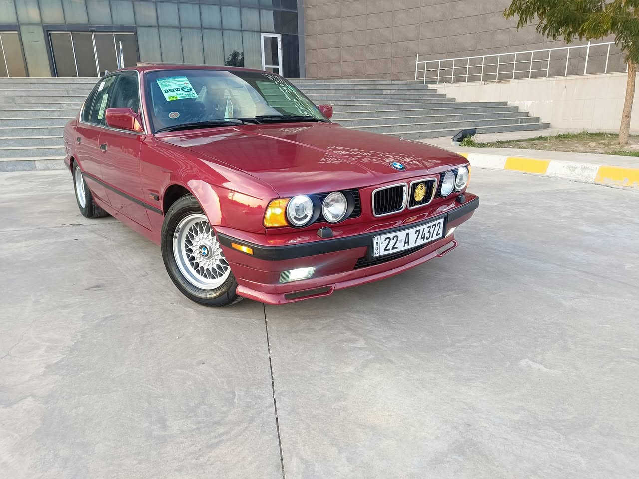 بي ام525مسكرفانوس..***********...اوتوماتيك تبريد رقم اربيل دولي بسمي سعرها 70 وبي مجال موديل 1991 مكانها كركوك
