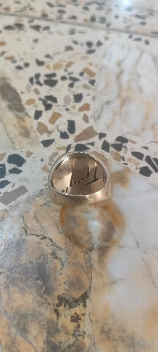سلام عليكم خاتم مراد فضه وزن ثقيل نضيف 
السعر 175


**إذا كنت صاحب هذا الإعلان وتريد حذفه لأي سبب، رجاءا أرسل رسالة إلى الدعم الفني**