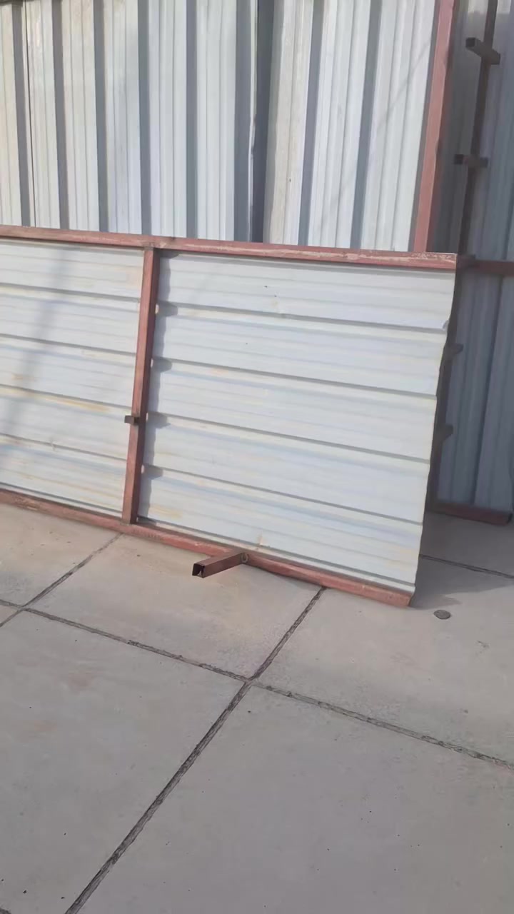 السلام عليكم للبيع تحويله كامله مع درج بغداد مقابيل الجزيره السياحيه هاتف *********** تفاصيل داخل الفديو سعرها ١.٢٥٠.٠٠٠
