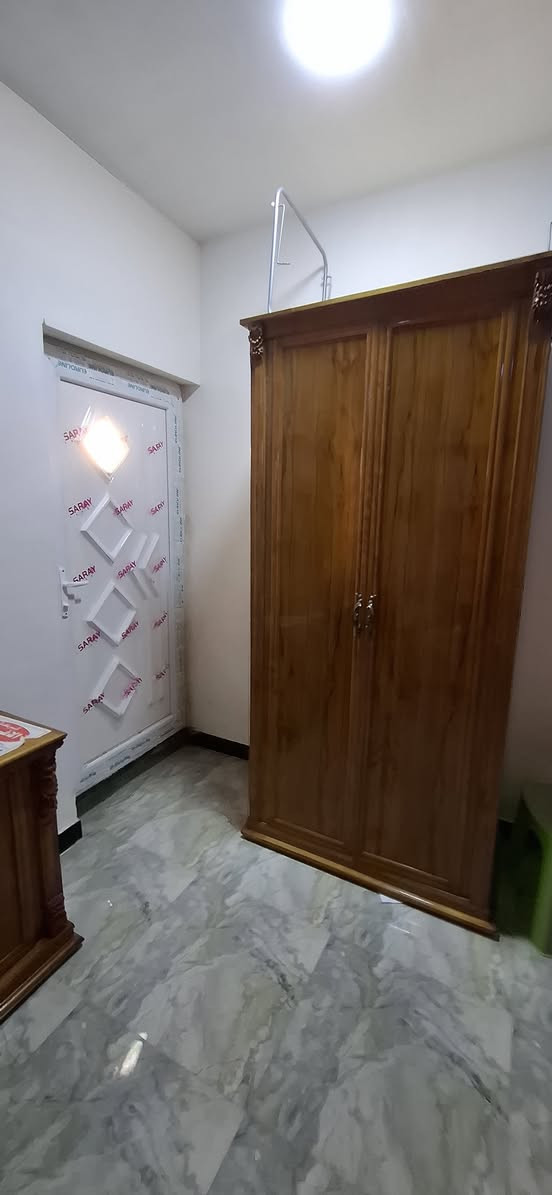 السلام عليكم غرفة اخت الجديدة 
تفاصيل بالصور والفديو 
للتواصل ***********  واتساب فقط عنوان بغداد التاجي
