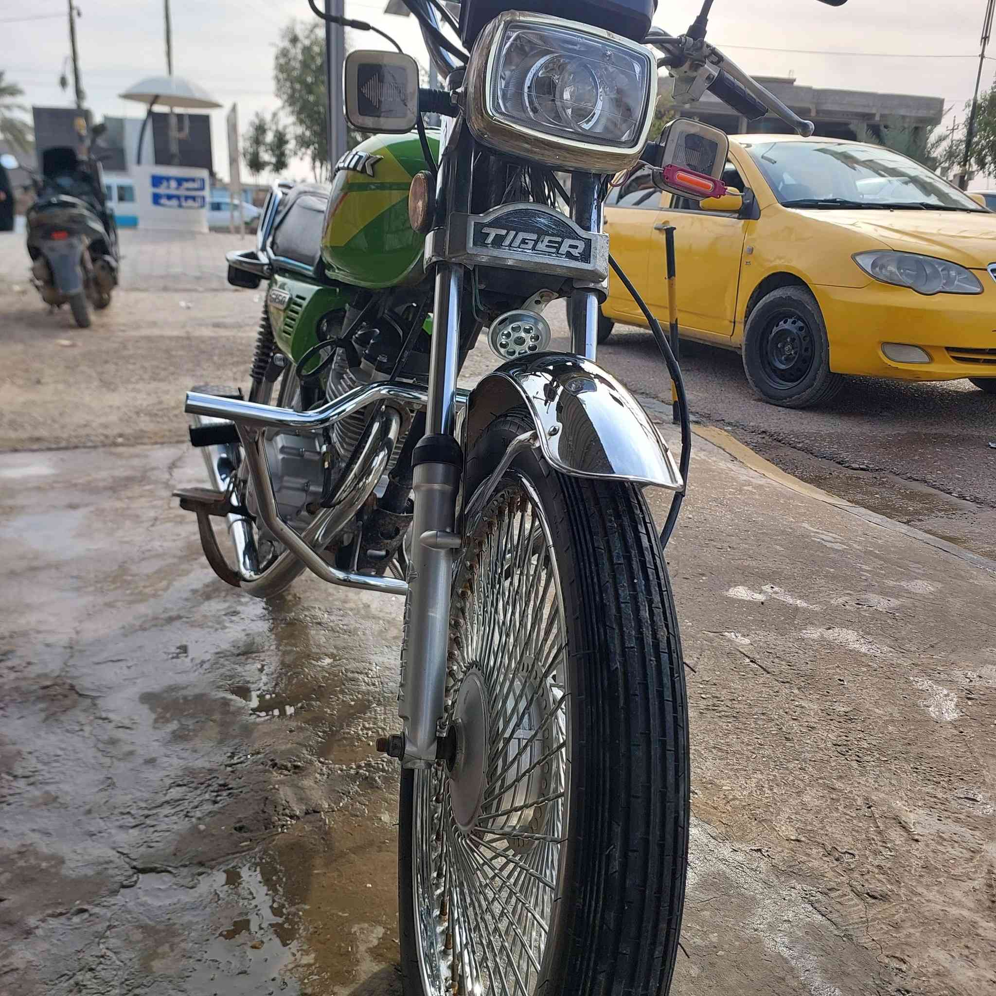 للبيع ***********
450 الف في بلد جمعية الامام
