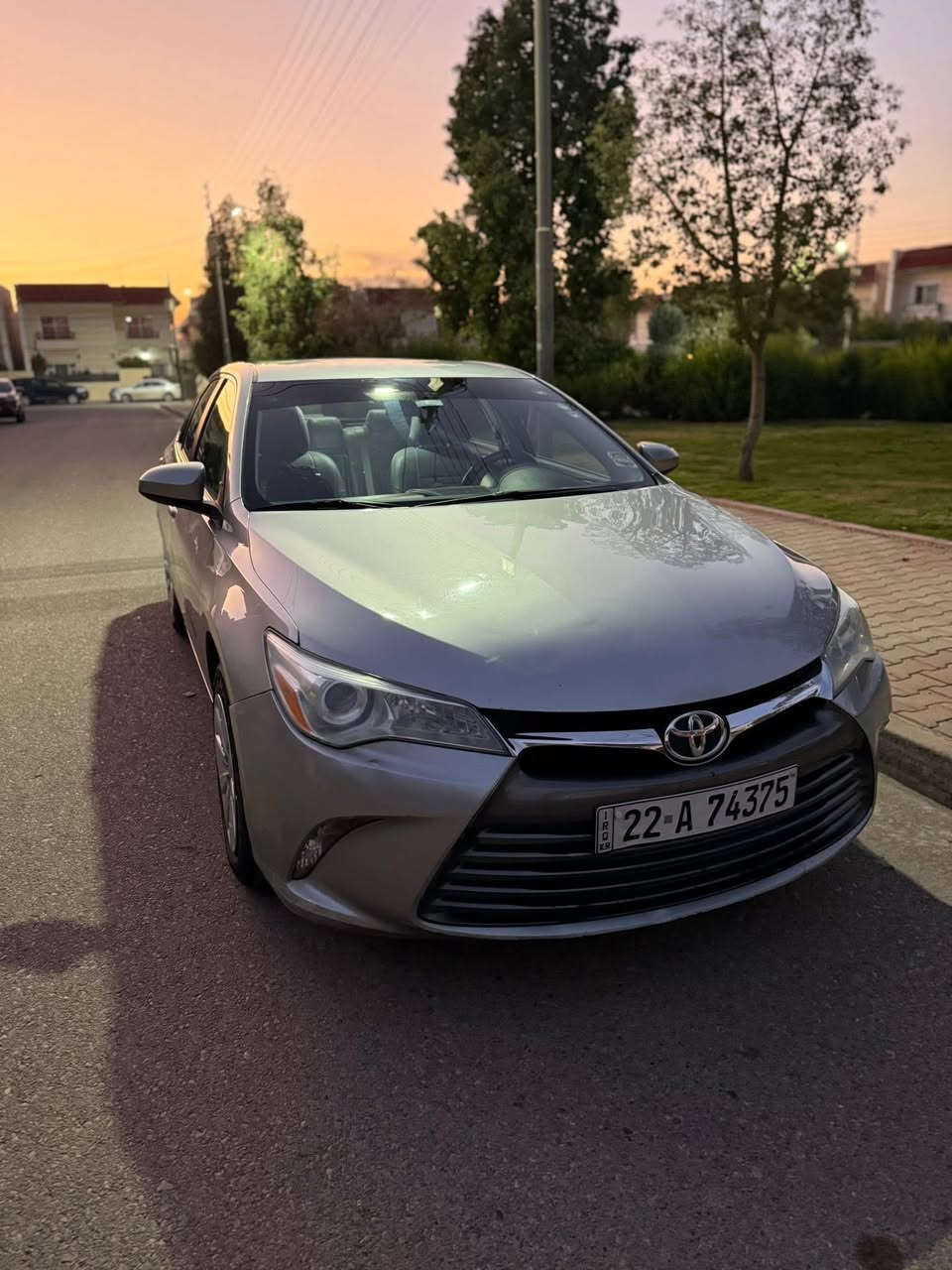 للبيع فقط مترهم مراوس
مكان السيارة اربيل 
كامري موديل ٢٠١٧ 
مواصفات le 
داخل لون رصاصي 
رقم اربيل 

بيهة باب مبدل بلادي وجاملغ خلفي بالهلال صبغ 
صور الحادث بالمنشور
وبيهة رصعة بالباب الخلفي صارت عندي جديد 

بجم كبس 
ايرباك بردة فقط طاك 
ايرباك ستيرن ودشبول سليم 
سيارة كلش نظيفة 
ماشي ١٢٠ الف 

سعر 158

***********
***********
