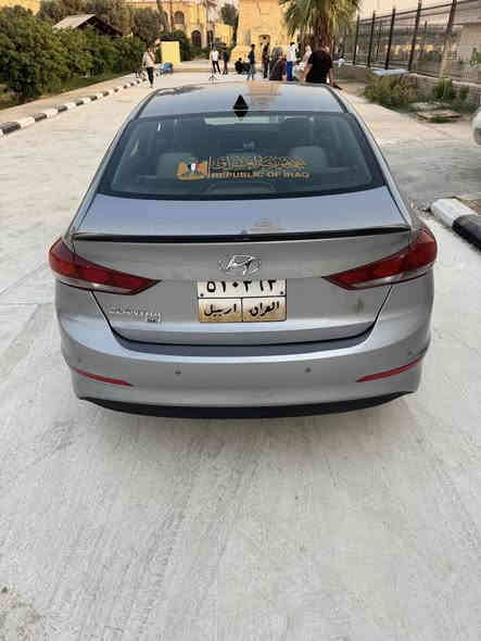 السلام عليكم 
النترا موديل 2017 وارد امريكي السياة حادثة چاملغ وربع البنيد وراجعات نفسهة وكلهة ليبل واحد مكينة وگير مكفولات شرط الجدادة وبيهة تخم تاير وباتري جديد صدرهة وحداديتهة كلش حلوة وناعمة ومنضومة زنون كلش قوية وبيهة شاشة اندرويد اوتو وابل كار بلي وحساسات خلفية ومود درايف وبيهة بعد مواصفات 
السعر 112
مكانهة بغداد الدورة 
***********
موجود واتس اب
