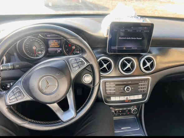 سلام عليكم مرسيدس cla250 موديل 2018 محرك200 فول موصفات واقتصادية جدا تبريد فول وعزل فول تجي تمشي بيها 200 اذا بيها هزه لو شي مرجوعة بيها اربع قطع صبغ ابيع حزام 
رقمها بغداد بسمي واني ايضا بيتنه بغداد 
رايدها ب160$ اذا تعجبك سياره دزلي خاص ادزلك سونار و فيدو للسياره 
*********** بغداد
