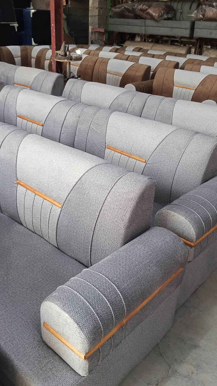 بفضل الله
تم وصول حاويه. ديوان جديد. شغل اربيل قاعدة خشب بلايود اسود في مجمع التسوق الاوربي في قلعة سكر شارع السيطره القديمه مال حي الصناعي اليدخل عالحي العسكري للاستفسار الرقم المجاني *********** حجي صادق النجار
