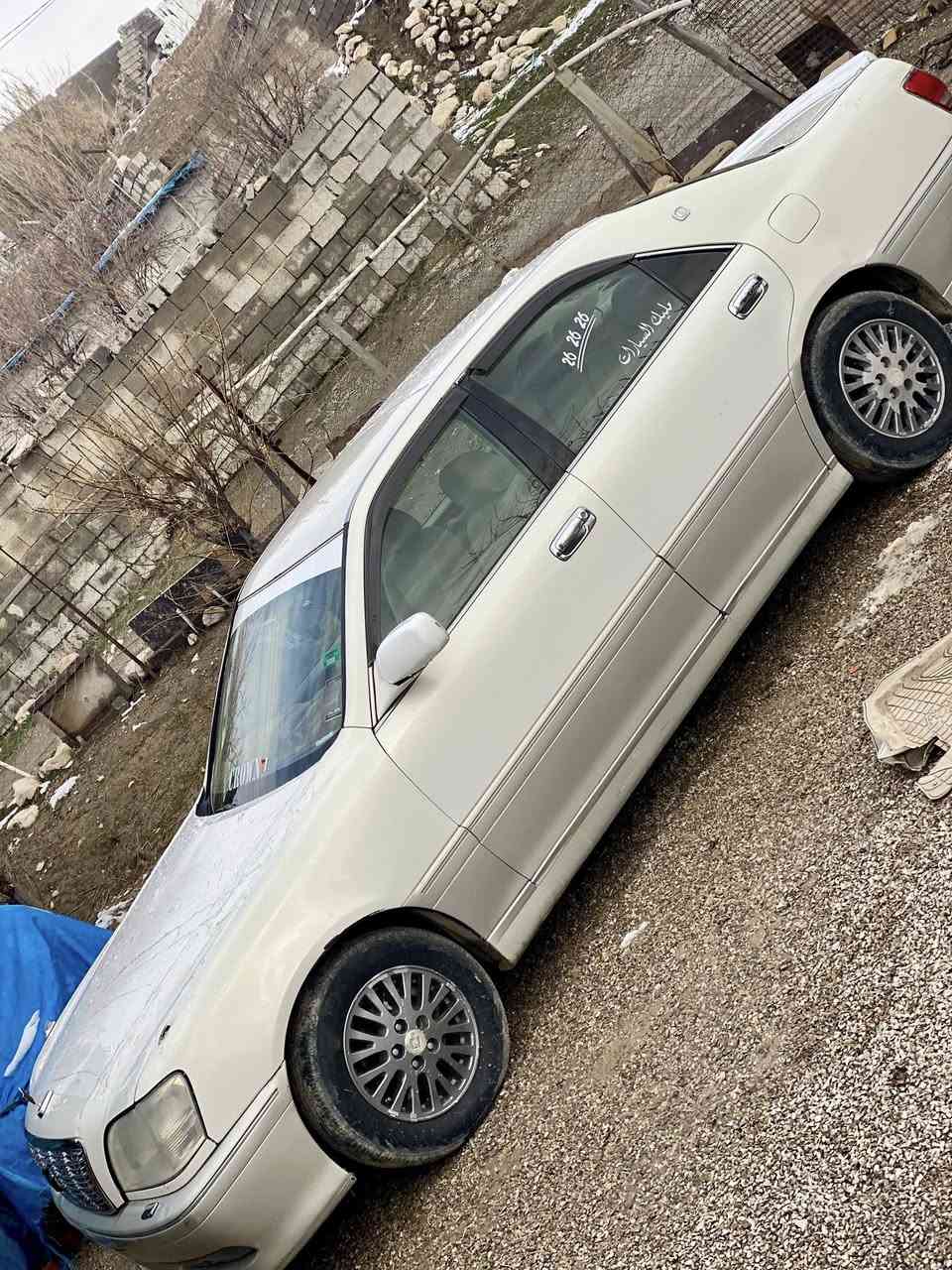 تـیتا کراون مەلیکە مۆدێل 2003
دیــفۆڕی بچــوک 
2دووگمەی پــەردە 
داشــبوڵ نەجەف 
دواکریستاڵ. 
پێــش عادی 
ڕەنگی مـــۆزی 
بێــچاڵو شوخت 
 سەخفی زۆرجوان 
  سعـر 36گەڵاو کەمێک مەجەل 
شوێن سلێمانی 
***********  WhatsApp. Vibar
