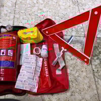 حقيبة طوارئ • اكسسوار سيارة • ضرورية