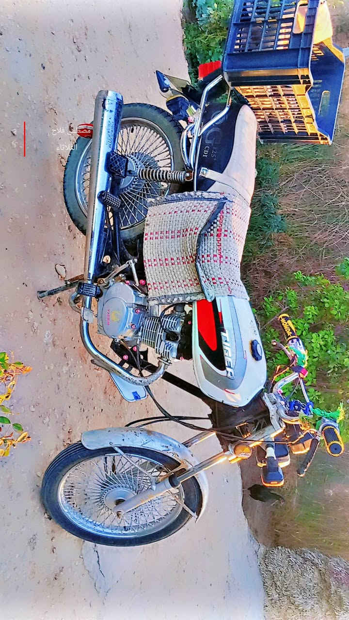 سلام عليكم دراجه للبيع ***********

