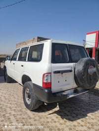 وبركاته سياره للبيع نيسان باترول موديل 2001 مزاد رقم التواصل 078388223...