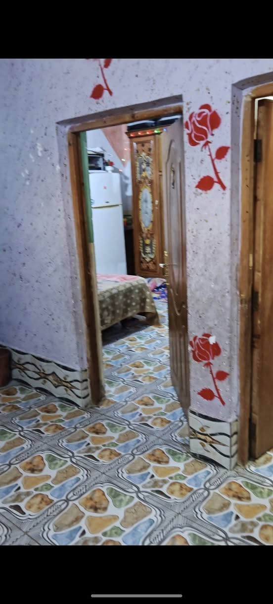 مكلف بالنشر
بيت للبيع مساحه 100طابو صرف اللطيفية حي الزهور طابقين كامل الجوه غرفتين نوم صالة مطبخ استقبال  الفوك مطبخ استقبال وغرفه،السعر 85 وبيه مجال   هذا رقم صاحب البيت ***********
