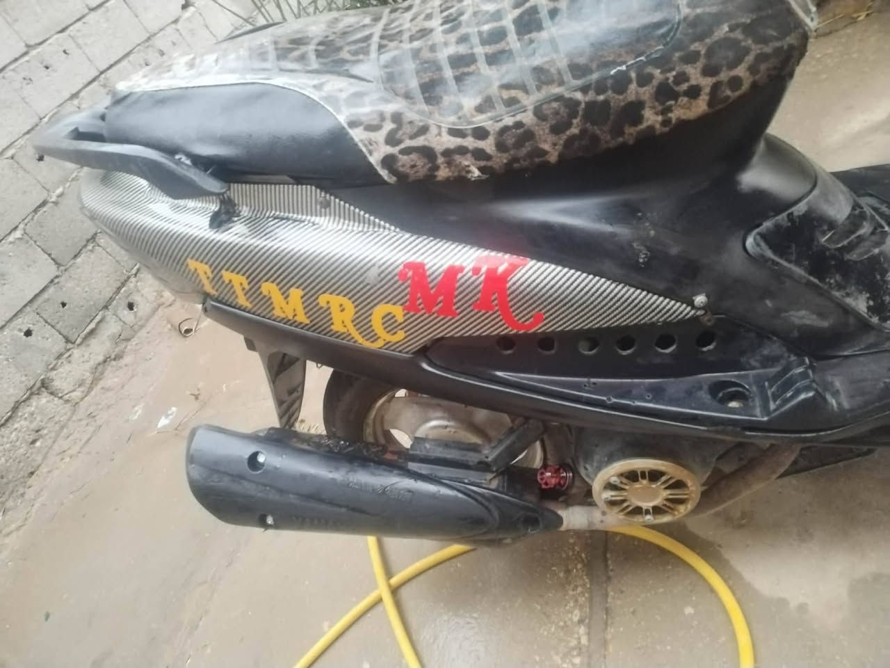 السلام عليكم
دراجه ماكس للبيع 
بوشه 55 بلاد بلاد 
تزويد خفايف 
1يدات بريك تزويد 
2 قطرت دهن تزويد كرزي 
3 دبل خلفي بطل 
3 صالنصه FM طكه ونار 
4 جامه خلفيه بلاد 
5 اشاير لونهن حمر كدام عينك 
دراجه شعله ومعدل 
6 كلجات بلاد 
دراجه نكره سلف 
السعر 550 وبيه مجال قليل 
متواجد خاص
الدمن وافق


**إذا كنت صاحب هذا الإعلان وتريد حذفه لأي سبب، رجاءا أرسل رسالة إلى الدعم الفني**