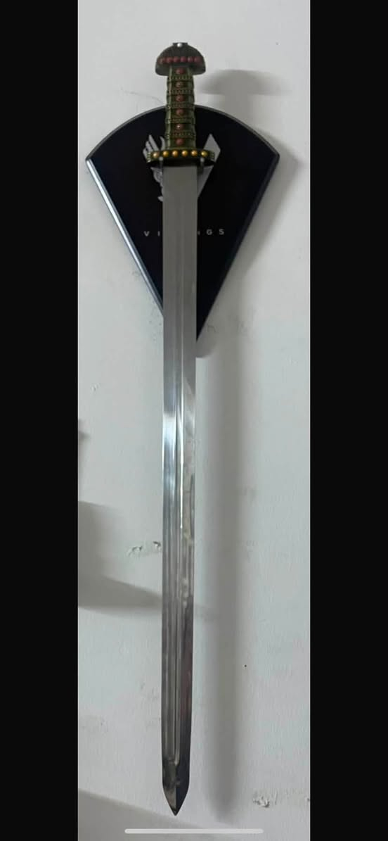 هاي الكتب الإنكليزية للألعاب والسيف والقلعة والمجسمات للبيع 
السعر على الخاص لكل وحدة


**إذا كنت صاحب هذا الإعلان وتريد حذفه لأي سبب، رجاءا أرسل رسالة إلى الدعم الفني**